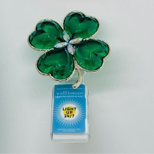 Bath and Body Works Four Leaf Clover Nightlight Wallflower Plugin